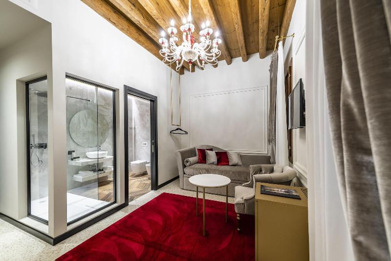 San Maurizio Luxury Suites - Oda