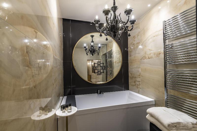 San Maurizio Luxury Suites - Oda