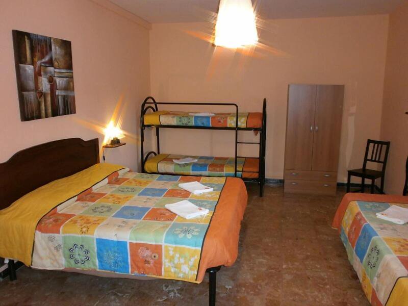 Airport Pisa Rooms - Comfort - Oda