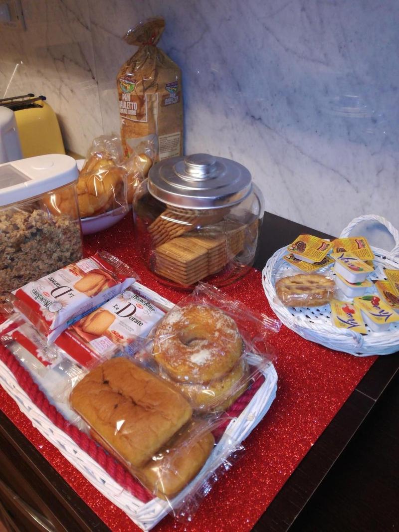 Airport Pisa Rooms - Comfort - Restoran