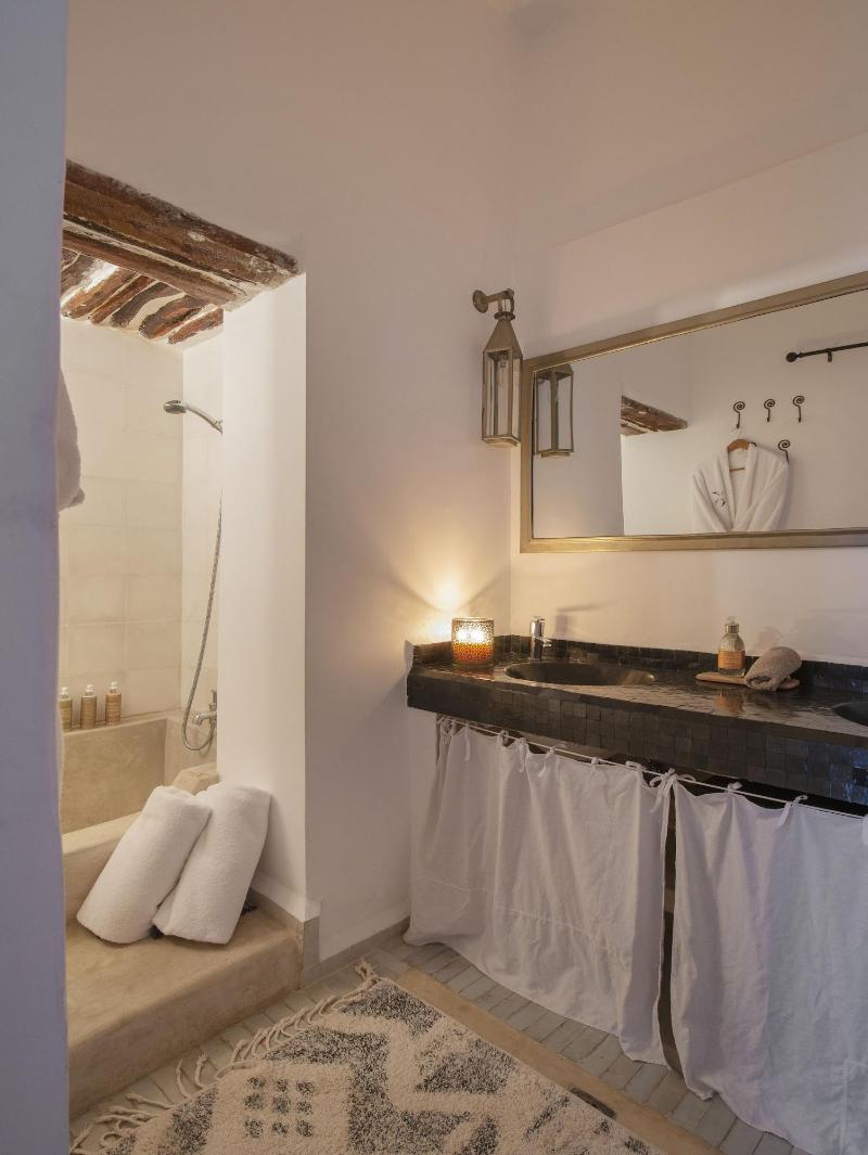 Riad Les Hirondelles Boutique Hotel - Oda