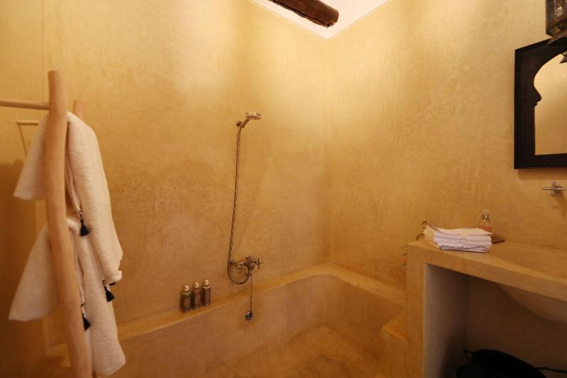 Riad Les Hirondelles Boutique Hotel - Oda
