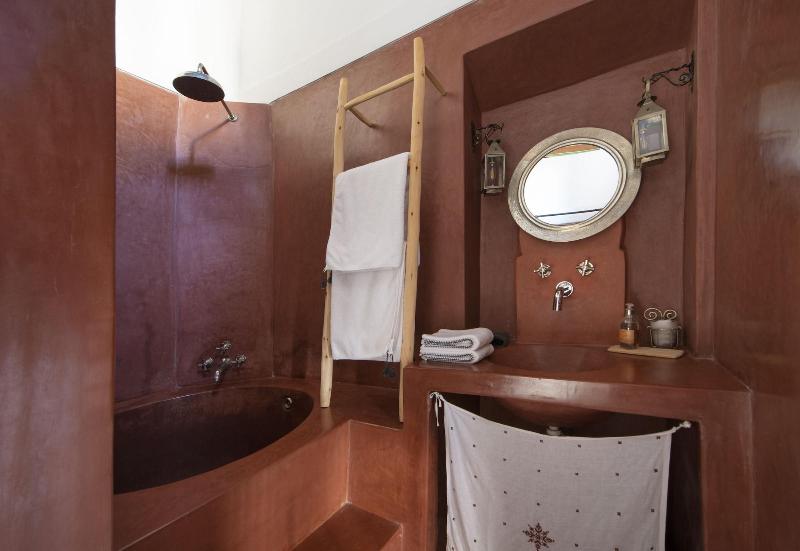 Riad Les Hirondelles Boutique Hotel - Oda