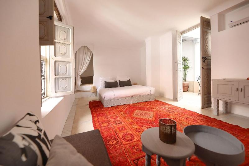 Riad Les Hirondelles Boutique Hotel - Oda