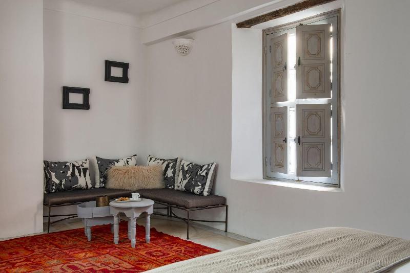 Riad Les Hirondelles Boutique Hotel - Oda