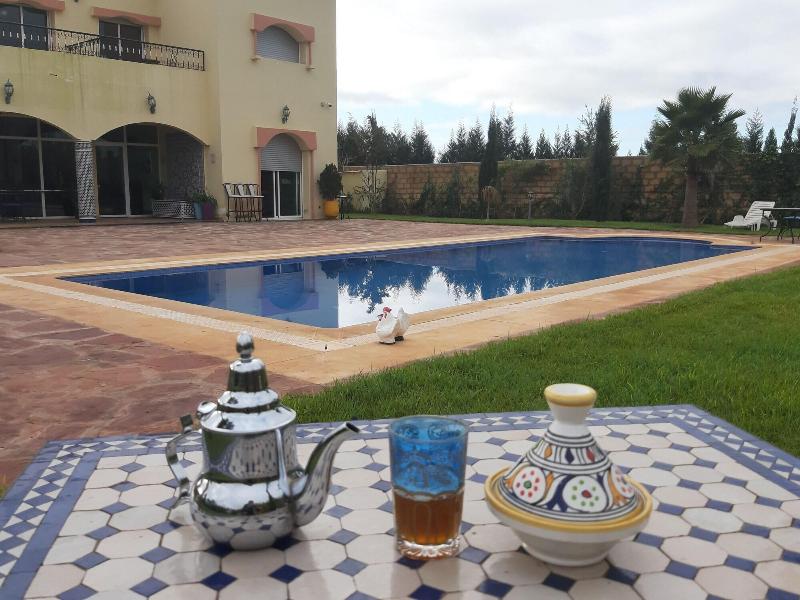 Riad Tanjil - Genel