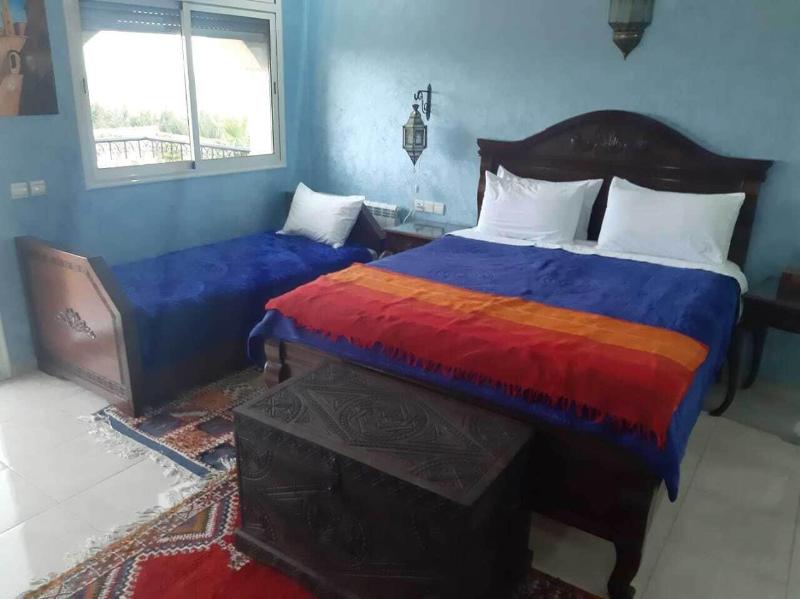 Riad Tanjil - Oda