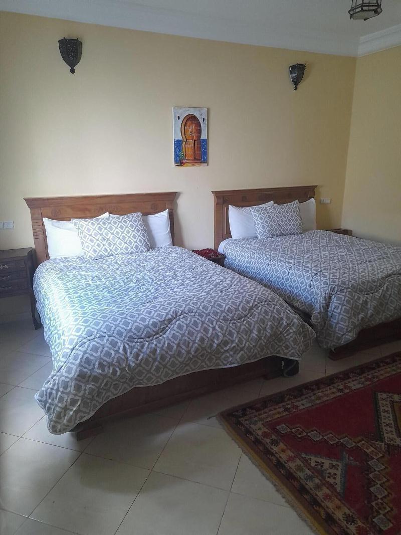 Riad Tanjil - Oda