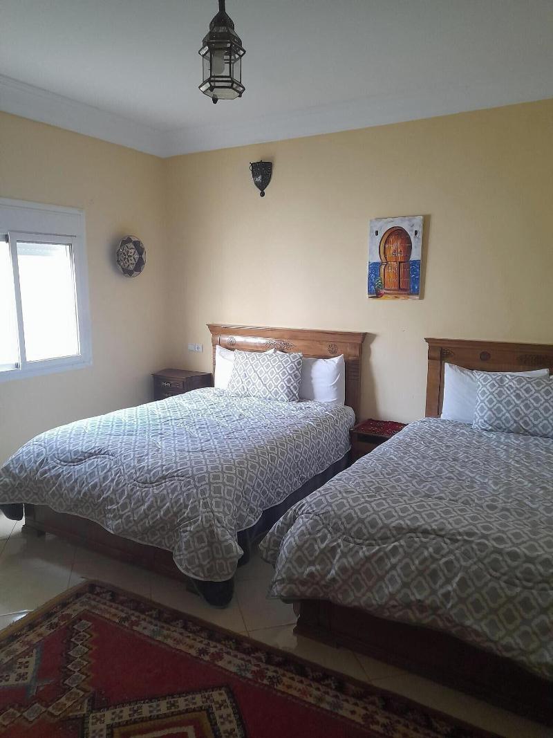 Riad Tanjil - Oda