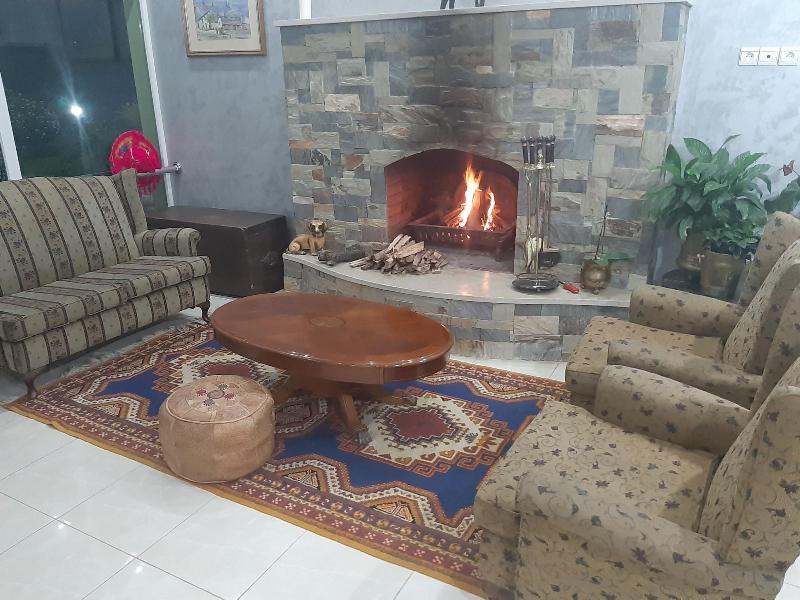 Riad Tanjil - Oda