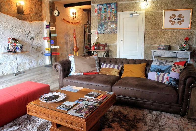 Art'otel Barcelos - Lobi