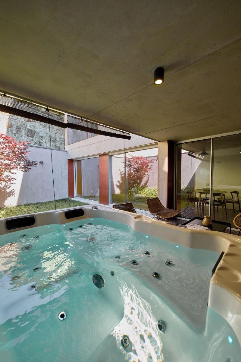 Aparthotel Oporto Anselmo - Havuz