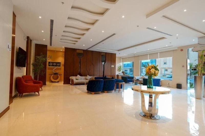 Celine Home Hotel - Lobi