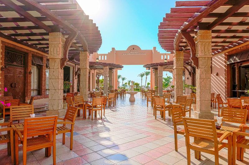 Charmillion Sea Life Resort - Bar