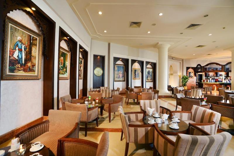 Charmillion Club Resort - Restoran