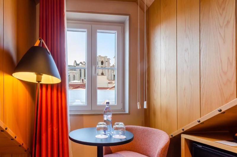 Rossio Plaza Hotel - Oda