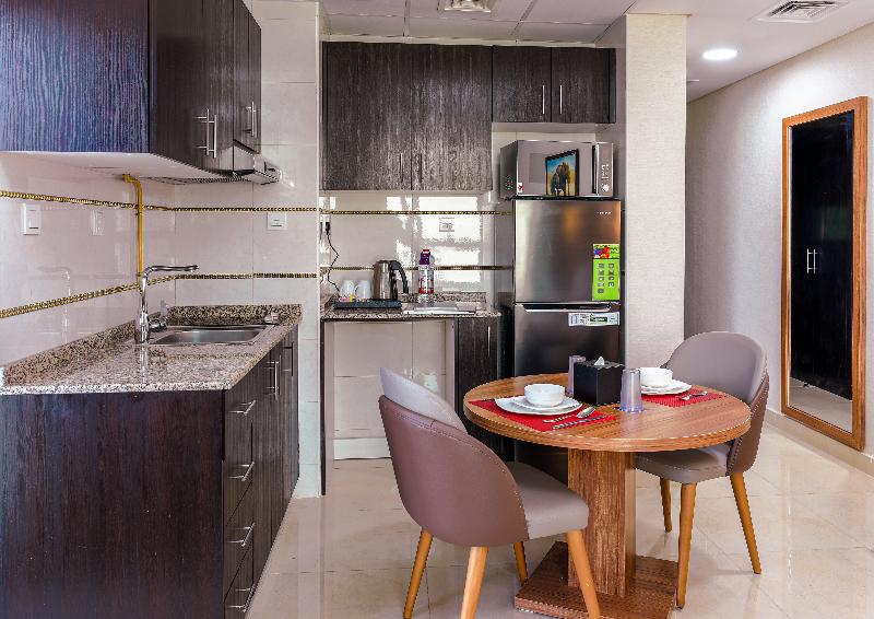 Royal Regency Suites - Oda