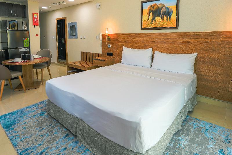 Royal Regency Suites - Oda