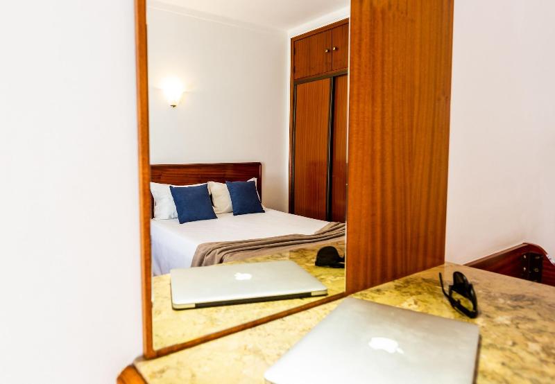 Dona Amelia by Ridan Hotels - Oda