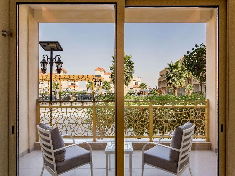 Radisson Hotel  Riyadh Airport - Oda