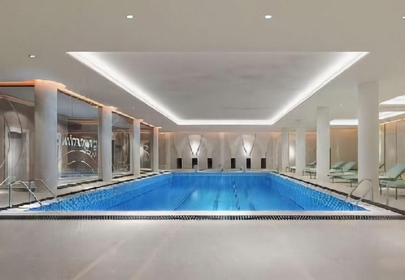 Radisson Hotel  Riyadh Airport - Havuz