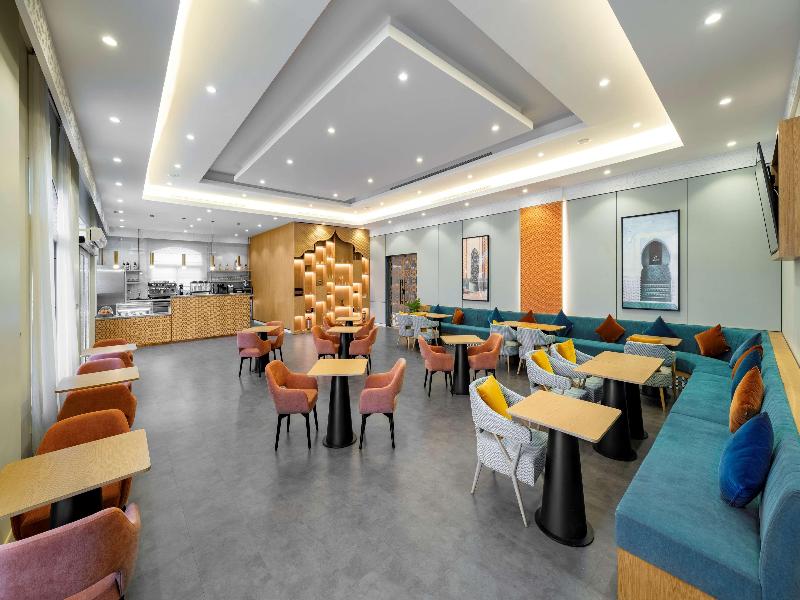 Radisson Hotel  Riyadh Airport - Restoran