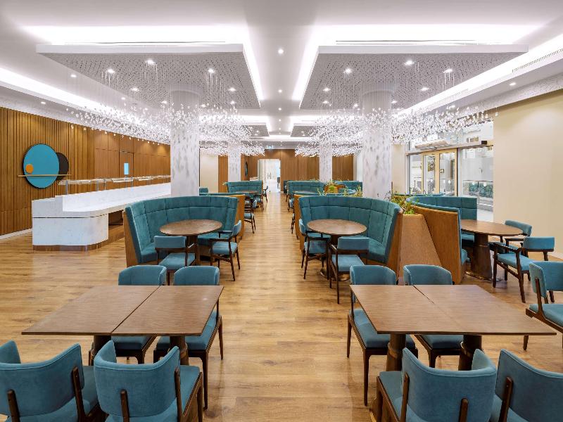 Radisson Hotel  Riyadh Airport - Restoran
