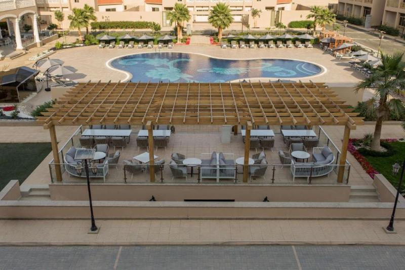Radisson Hotel  Riyadh Airport - Teras