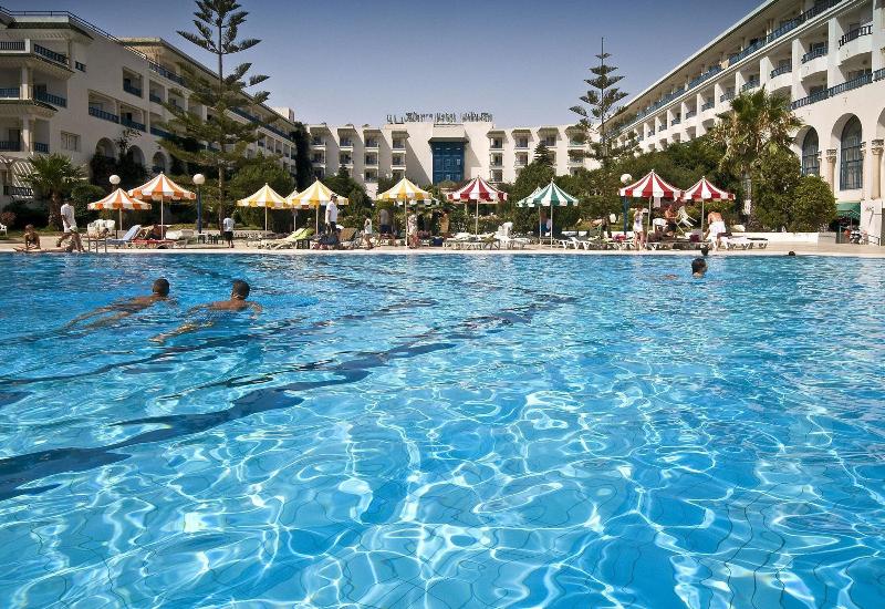 Riviera Hotel - Havuz