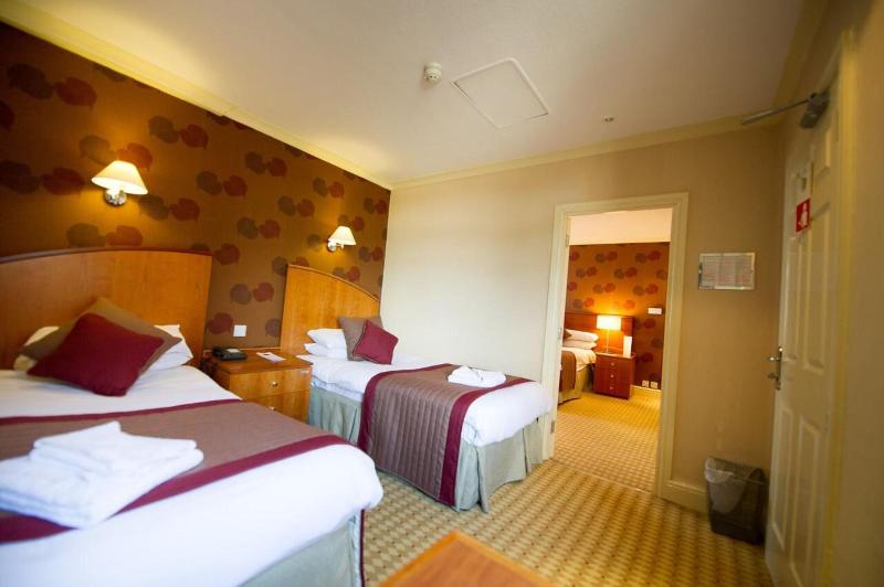 Crown & Mitre Sure Hotel Collection by BW - Oda