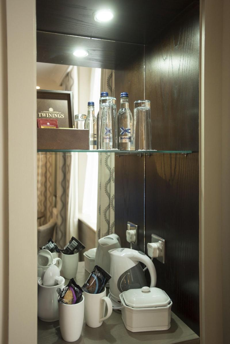 Crown & Mitre Sure Hotel Collection by BW - Oda