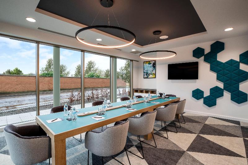Holiday Inn Express Cambridge West Cambourne - Toplantı