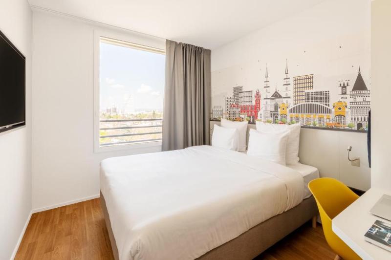 B&B HOTEL Basel - Oda
