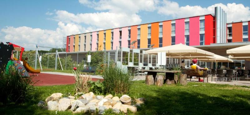 B&B HOTEL Lully 3 Lacs - Teras