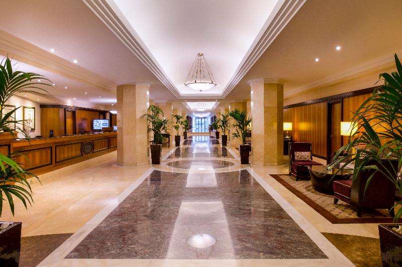 Radisson Blu Hotel & Resort, Abu Dhabi Corniche - Lobi