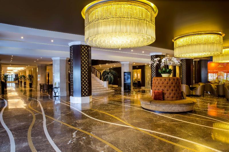 Radisson Blu Hotel & Resort, Abu Dhabi Corniche - Lobi