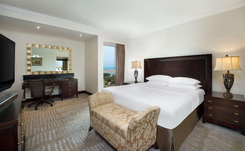 Radisson Blu Hotel & Resort, Abu Dhabi Corniche - Oda