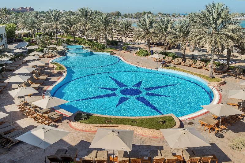 Radisson Blu Hotel & Resort, Abu Dhabi Corniche - Havuz