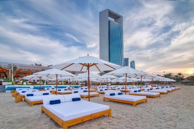 Radisson Blu Hotel & Resort, Abu Dhabi Corniche - Plaj