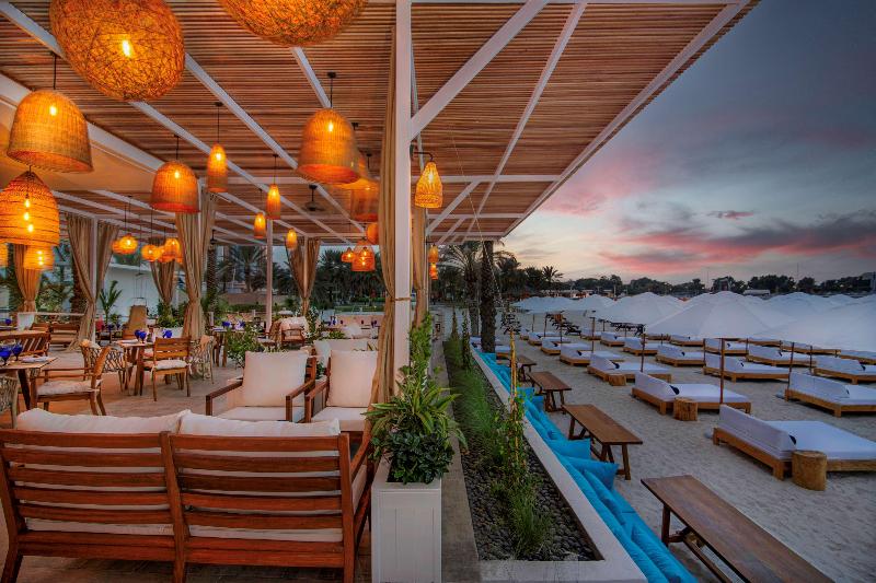 Radisson Blu Hotel & Resort, Abu Dhabi Corniche - Restoran