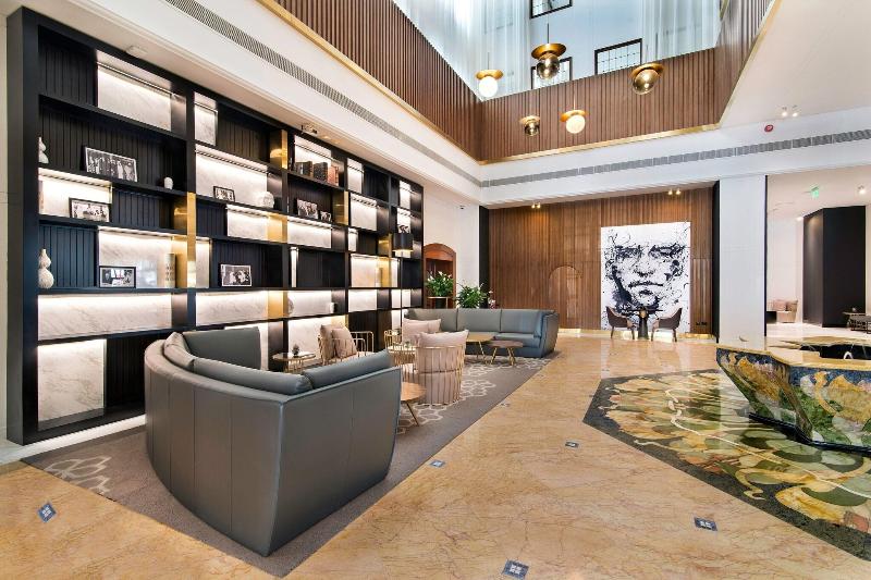 Le Meridien Abu Dhabi - Lobi