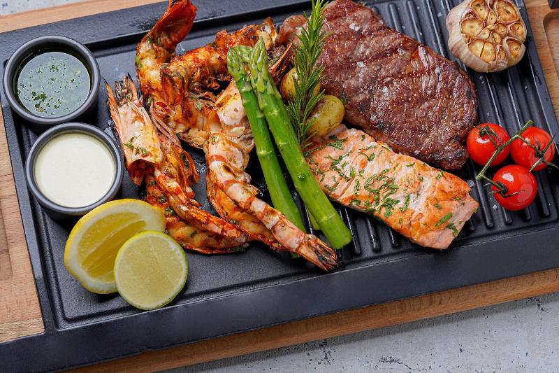 Le Meridien Abu Dhabi - Restoran