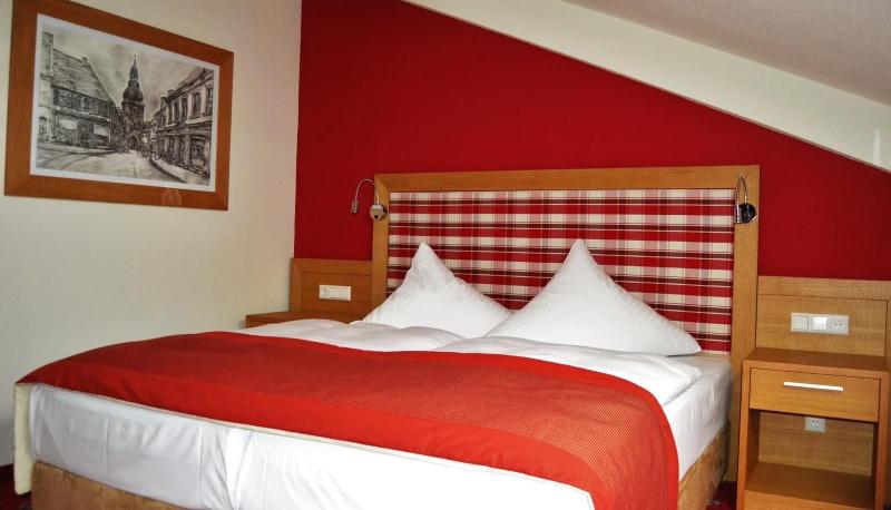 Hotel & Restaurant Waldcafe Hettstedt - Oda