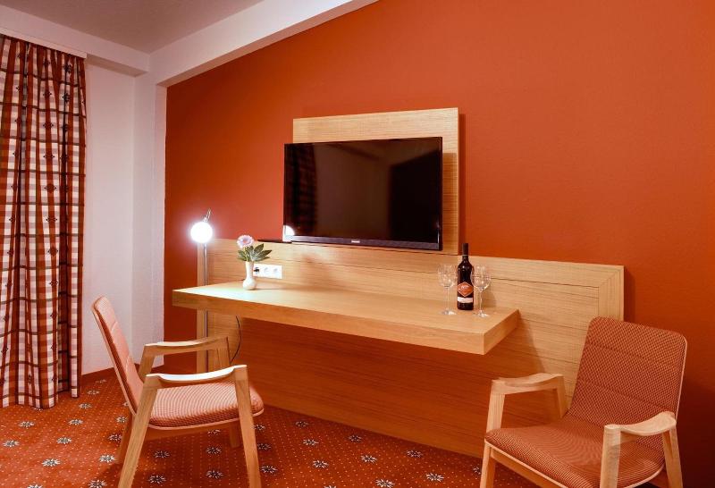 Hotel & Restaurant Waldcafe Hettstedt - Oda