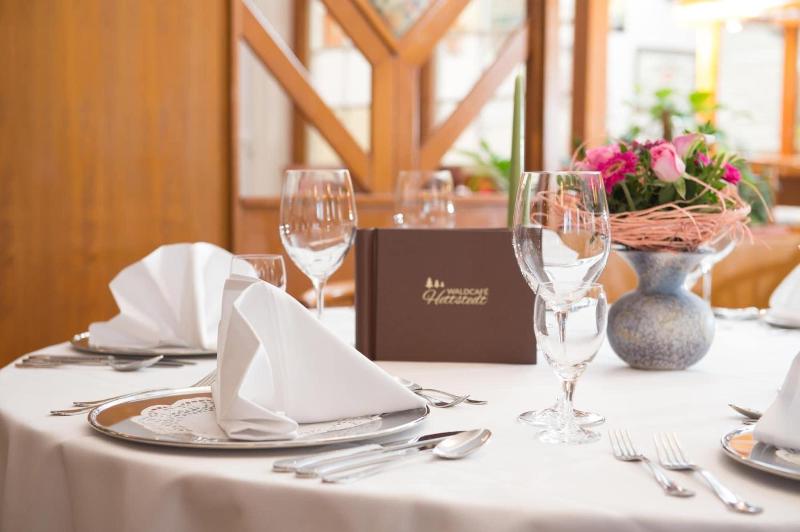 Hotel & Restaurant Waldcafe Hettstedt - Restoran