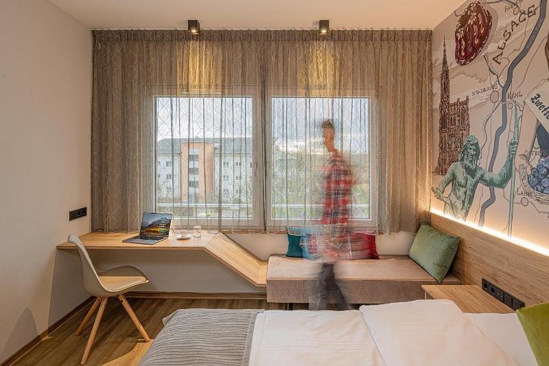 ADORO Aparthotel - Oda