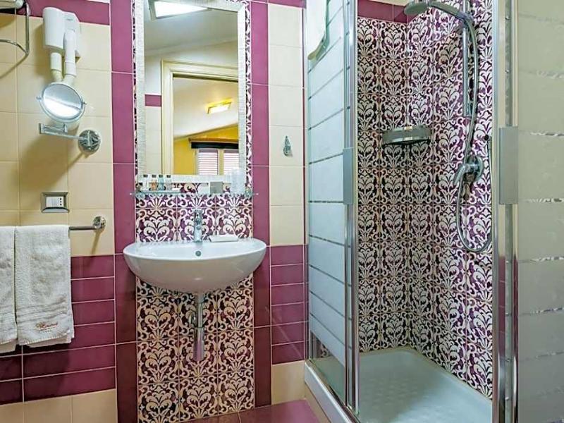 Vittorio Emanuele Boutique Hotel - Genel