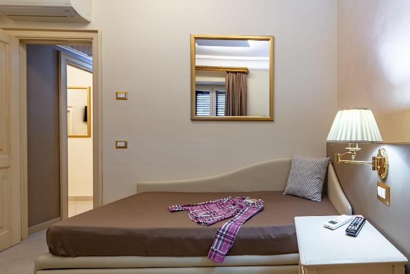 Vittorio Emanuele Boutique Hotel - Oda