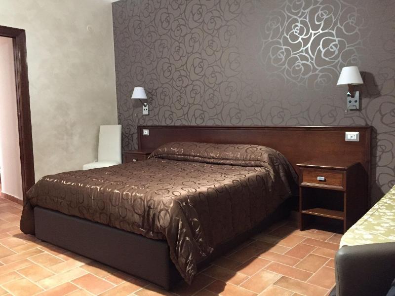 Vittorio Emanuele Boutique Hotel - Oda
