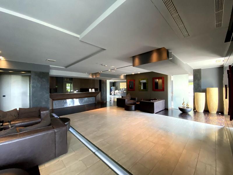 Bes Hotel Cremona Soncino - Lobi